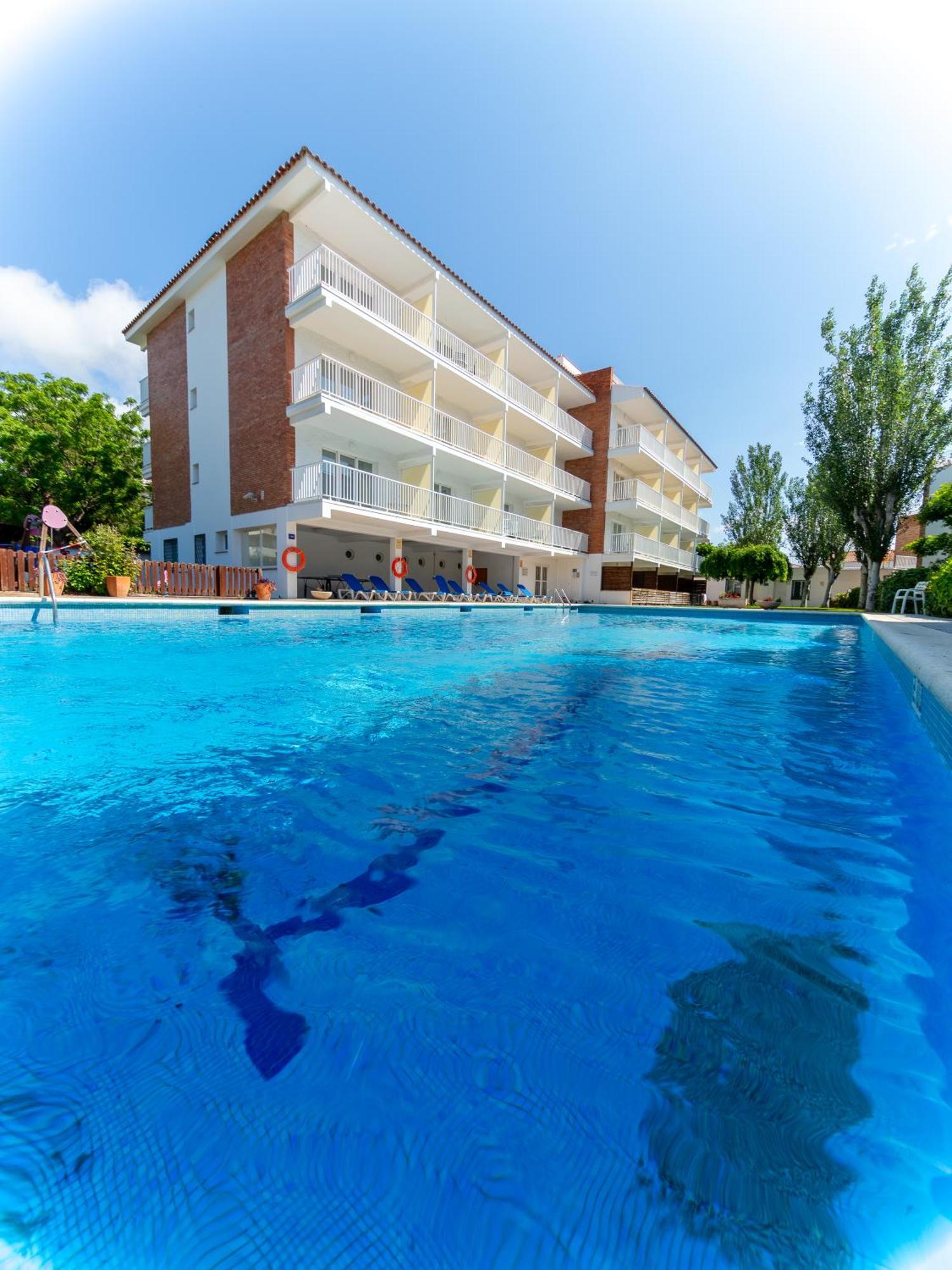 Apartamentos Sunway Amapola Sitges Exteriör bild
